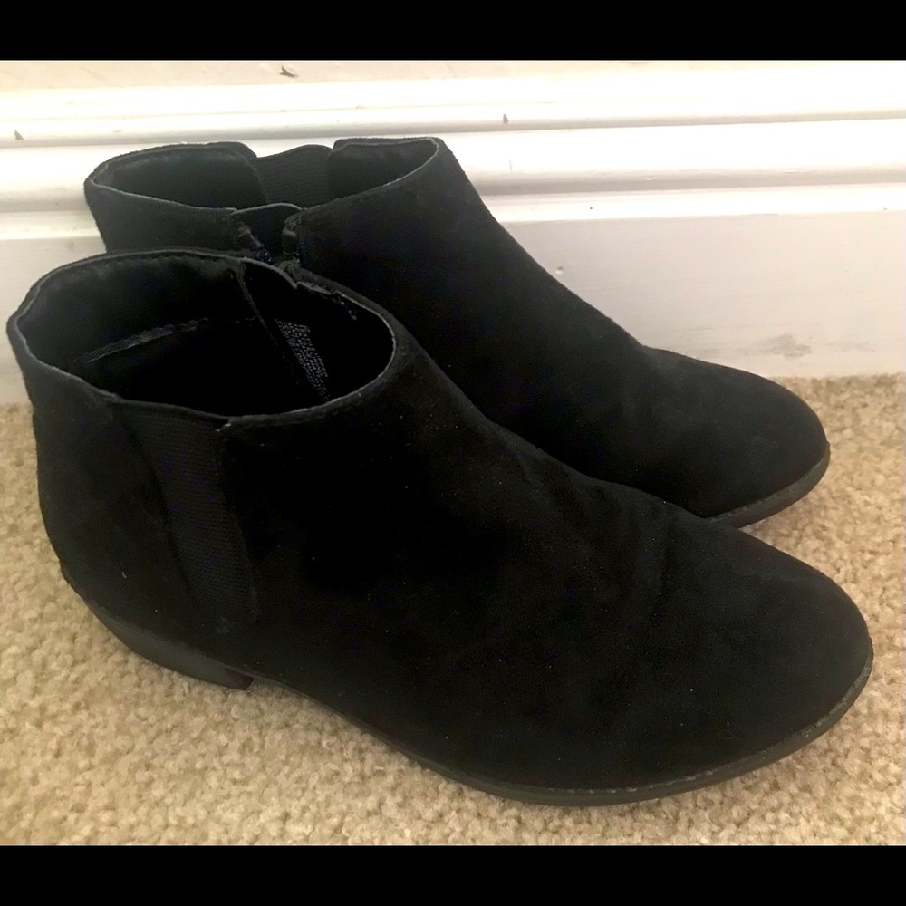 Cat & Jack Girls Black Ankle Boots